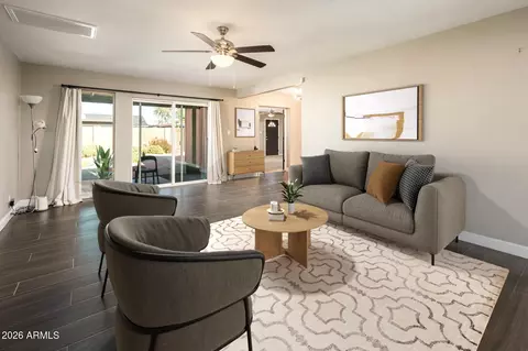 Living - 2344 W Mitchell Dr, Phoenix, AZ 85015 photo 1 of 1