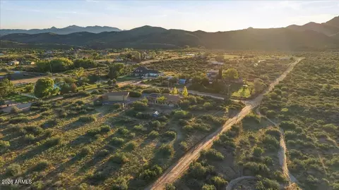 6565 S Musgrove Rd, Skull Valley, AZ 86338