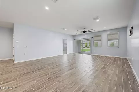 Living - 2886 W Sable Ave, Apache Junction, AZ 85120 photo 3 of 3