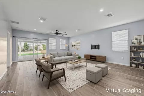 Living - 2886 W Sable Ave, Apache Junction, AZ 85120 photo 1 of 3