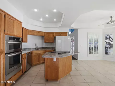 Kitchen - 1531 E Winged Foot Rd, Phoenix, AZ 85022 photo 1 of 4