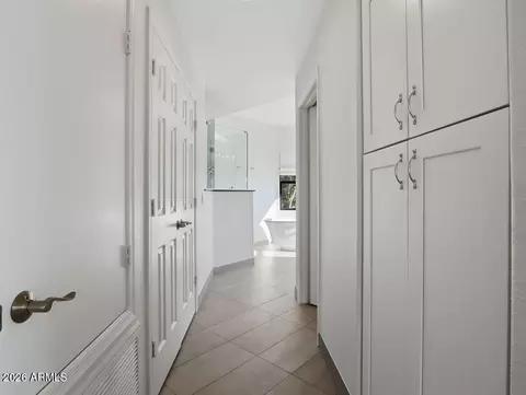Entry Way - 1531 E Winged Foot Rd, Phoenix, AZ 85022 photo 3 of 3