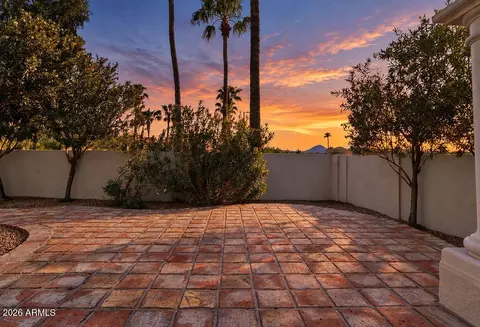 Exterior - 1531 E Winged Foot Rd, Phoenix, AZ 85022 photo 7 of 12