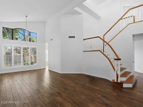 Living - 1531 E Winged Foot Rd, Phoenix, AZ 85022 photo 4 of 16