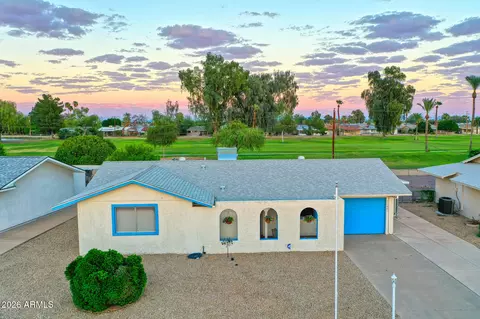 11801 N Hacienda Dr, Sun City, AZ 85351