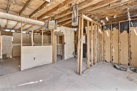 Entry Way - 1237 E Pierce St, Phoenix, AZ 85006 photo 4 of 4