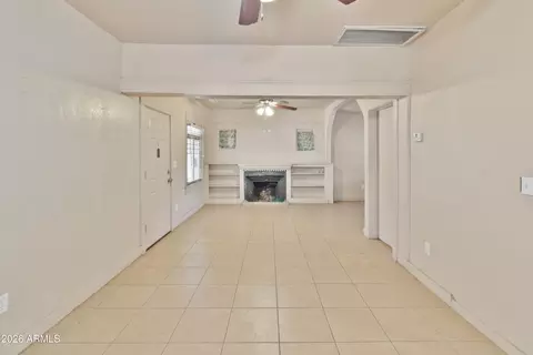 Living - 1237 E Pierce St, Phoenix, AZ 85006 photo 2 of 4