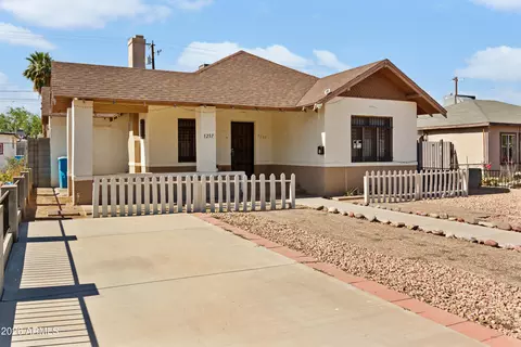Exterior - 1237 E Pierce St, Phoenix, AZ 85006 photo 2 of 5