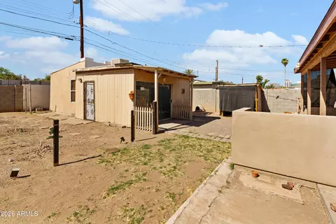 Exterior - 1237 E Pierce St, Phoenix, AZ 85006 photo 5 of 5