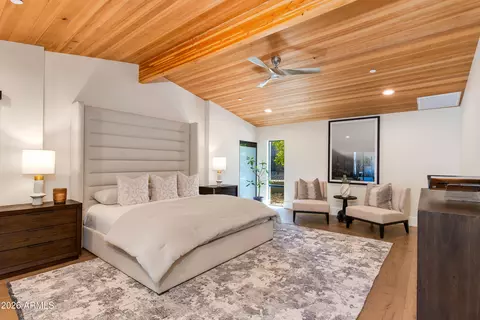 Bedroom - 2022 E Gardenia Ave, Phoenix, AZ 85020 photo 1 of 4