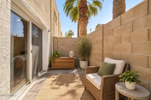 4925 N 73rd St #16, Scottsdale, AZ 85251