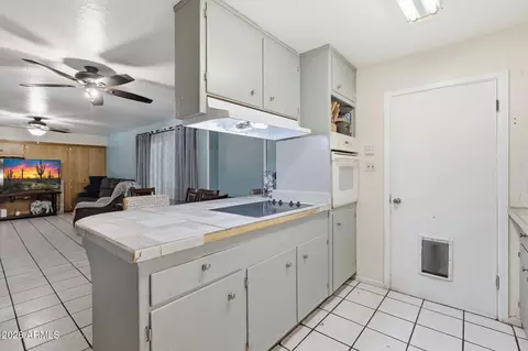 Kitchen - 224 E Garfield St, Tempe, AZ 85288 photo 2 of 4