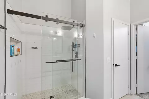 Bath - 8711 E Nido Ave, Mesa, AZ 85209 photo 3 of 5
