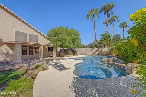 Exterior - 15819 S 27th St, Phoenix, AZ 85048 photo 9 of 14