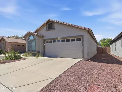 Exterior - 2135 E Danbury Rd, Phoenix, AZ 85022 photo 2 of 5