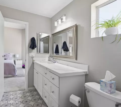 Bath - 2135 E Danbury Rd, Phoenix, AZ 85022 photo 2 of 3