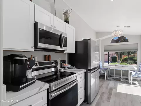 Kitchen - 2135 E Danbury Rd, Phoenix, AZ 85022 photo 3 of 4
