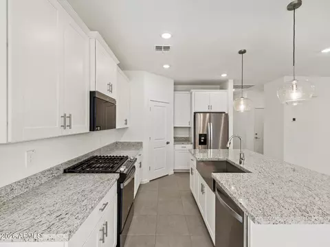 10803 W Atlantis Way, Tolleson, AZ 85353