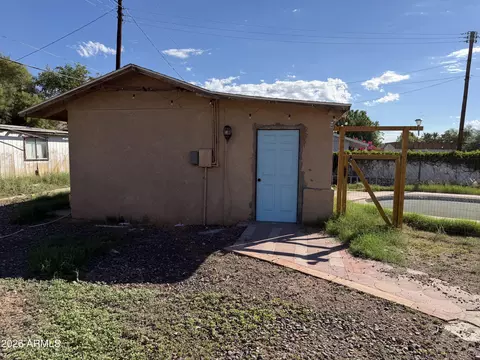 Exterior - 2230 W Morten Ave, Phoenix, AZ 85021 photo 3 of 8