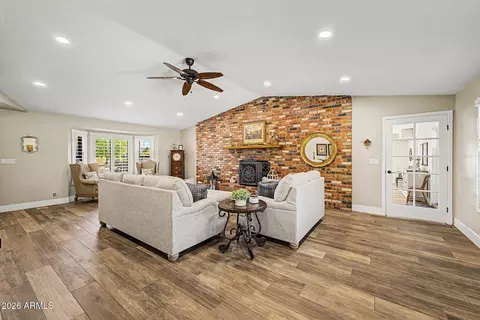 Living - 4130 E Grove Cir, Mesa, AZ 85206 photo 4 of 4