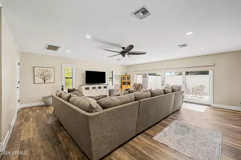Living - 4130 E Grove Cir, Mesa, AZ 85206 photo 1 of 4