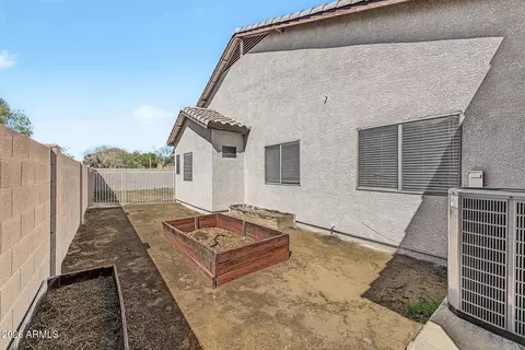 Exterior - 10416 Edgewood Ave, Mesa, AZ 85208 photo 4 of 5