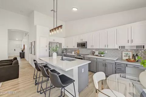 Kitchen - 10416 Edgewood Ave, Mesa, AZ 85208 photo 2 of 4