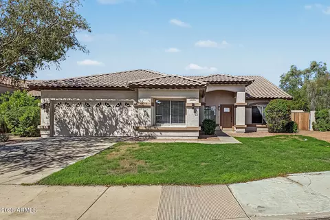 Exterior - 10416 Edgewood Ave, Mesa, AZ 85208 photo 3 of 5