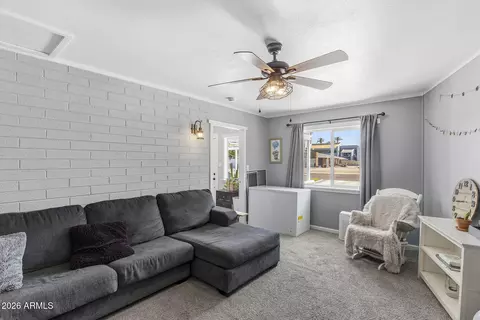 Living - 5228 N 15th St, Phoenix, AZ 85014 photo 6 of 10