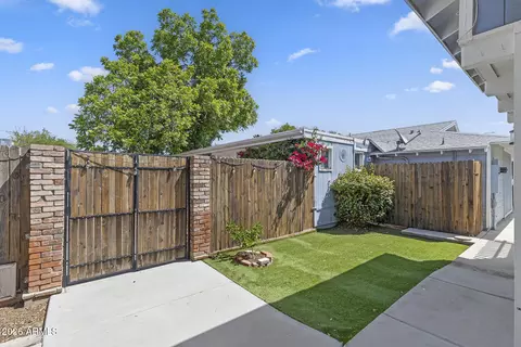 Exterior - 5228 N 15th St, Phoenix, AZ 85014 photo 26 of 28