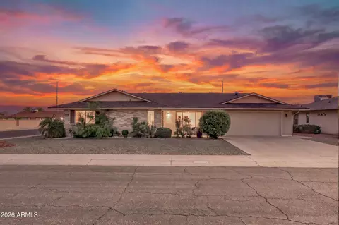 10001 W Augusta Dr, Sun City, AZ 85351