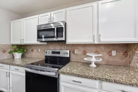 Kitchen - 426 W Gary Ave, Gilbert, AZ 85233 photo 5 of 5