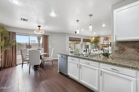 Kitchen - 426 W Gary Ave, Gilbert, AZ 85233 photo 4 of 5