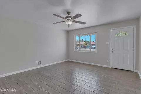 Living - 5517 N 29th Ave, Phoenix, AZ 85017 photo 2 of 4