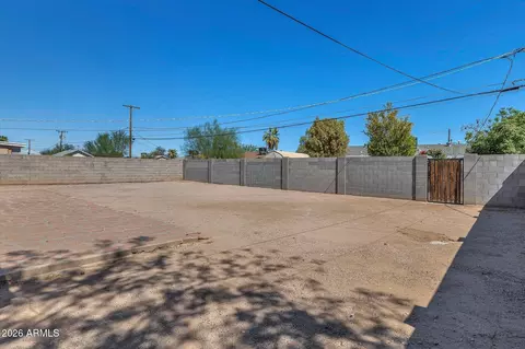 Exterior - 5517 N 29th Ave, Phoenix, AZ 85017 photo 4 of 5