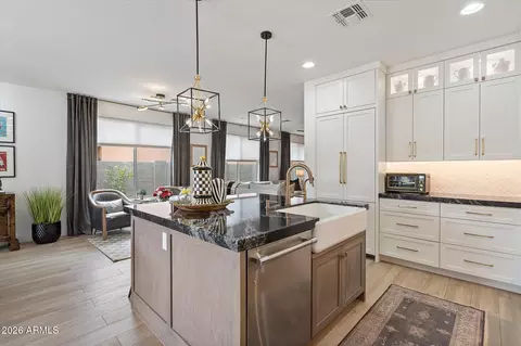 Kitchen - 2107 W Kuralt Dr, Anthem, AZ 85086 photo 7 of 9