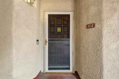 Entry Way - 4330 N 5th Ave #102, Phoenix, AZ 85013 photo 2 of 2
