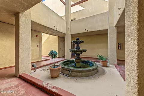 Exterior - 4330 N 5th Ave #102, Phoenix, AZ 85013 photo 8 of 15