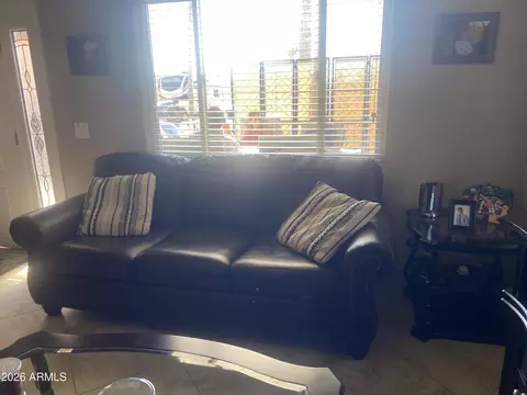 1306 W Chesapeake Dr, Apache Junction, AZ 85119 photo 3