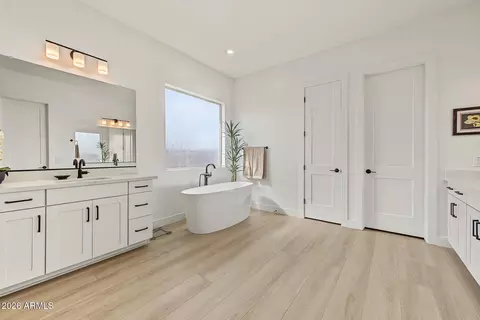 Bath - 1255 E Mead Dr, Gilbert, AZ 85298 photo 2 of 8