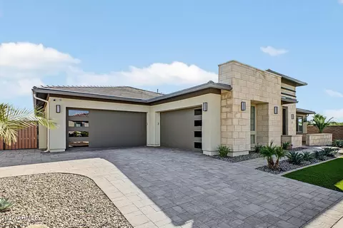 Exterior - 1255 E Mead Dr, Gilbert, AZ 85298 photo 4 of 15