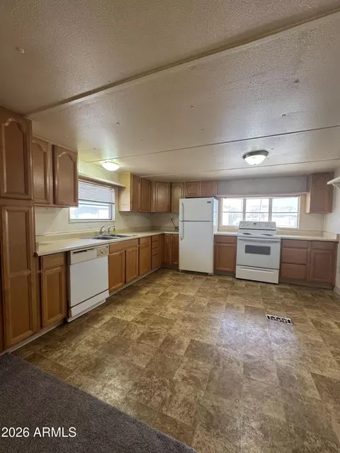 686 N Ocotillo Dr #3, Apache Junction, AZ 85120 photo 3