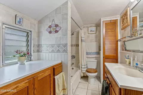 Bath - 108 Quarry Canyon Rd, Bisbee, AZ 85603 photo 1 of 3