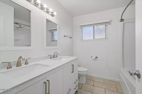 Bath - 818 E Drake Dr, Tempe, AZ 85283 photo 1 of 2