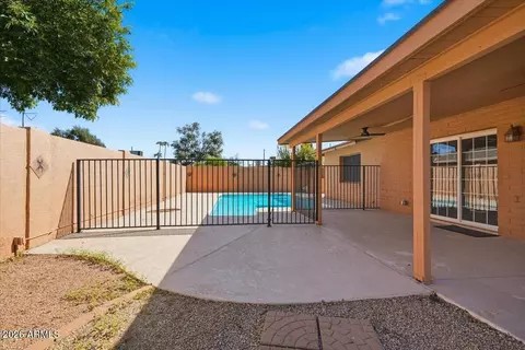Exterior - 818 E Drake Dr, Tempe, AZ 85283 photo 6 of 10