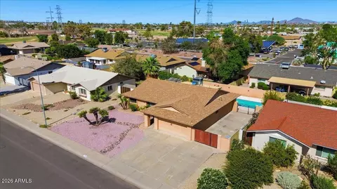 View/Area - 818 E Drake Dr, Tempe, AZ 85283 photo 2 of 13