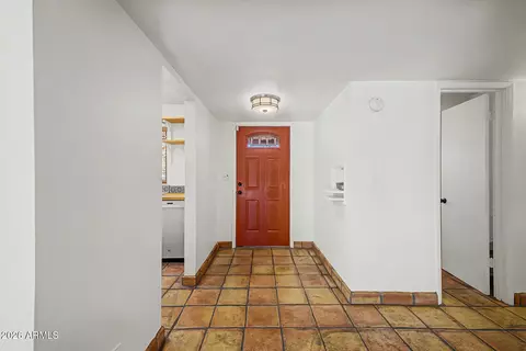 Entry Way - 507 E Solana Dr, Tempe, AZ 85281 photo 1 of 2