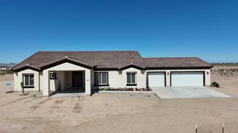 1041 N 371st Ln, Tonopah, AZ 85354