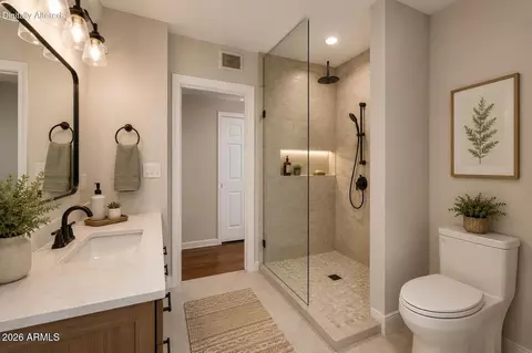 Bath - 1114 E Orchid Ln, Phoenix, AZ 85020 photo 6 of 6