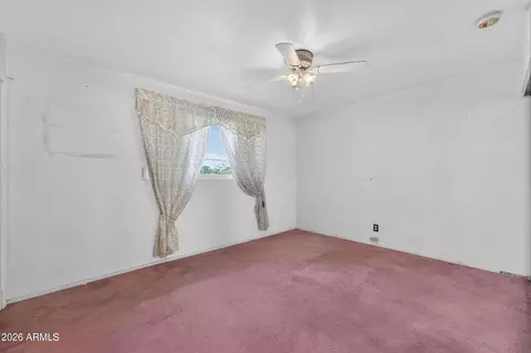 Bedroom - 1114 E Orchid Ln, Phoenix, AZ 85020 photo 2 of 6